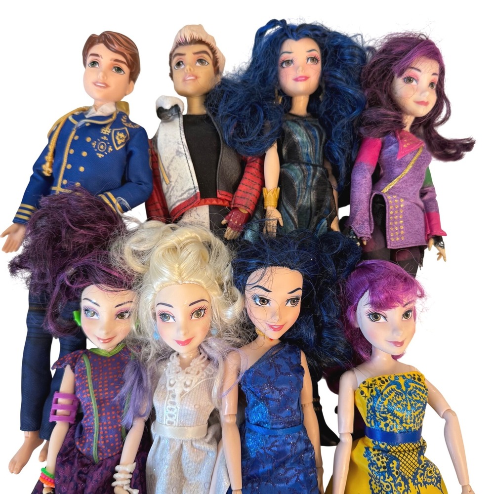 Disney Descendants Doll Lot of 8 Mal Evie Ben Carlos Isle of the Lost Hasbro